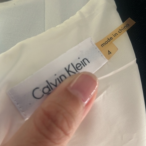 White Calvin Klein Minimalist Dress 4 - Picture 4 of 10